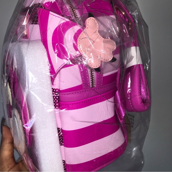 Loungefly Disney Alice in Wonderland Cheshire Cat Sequins Mini Backpack - Picture 4 of 4
